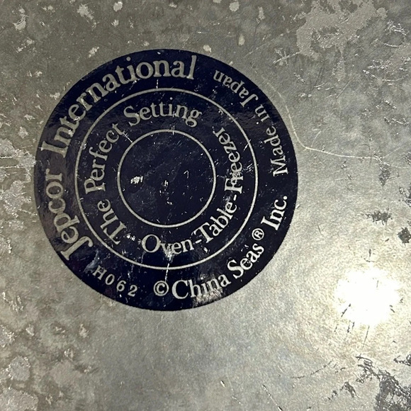 Vintage MCM Jepcor Dutch Oven  Enamelware Pot - Picture 9 of 17